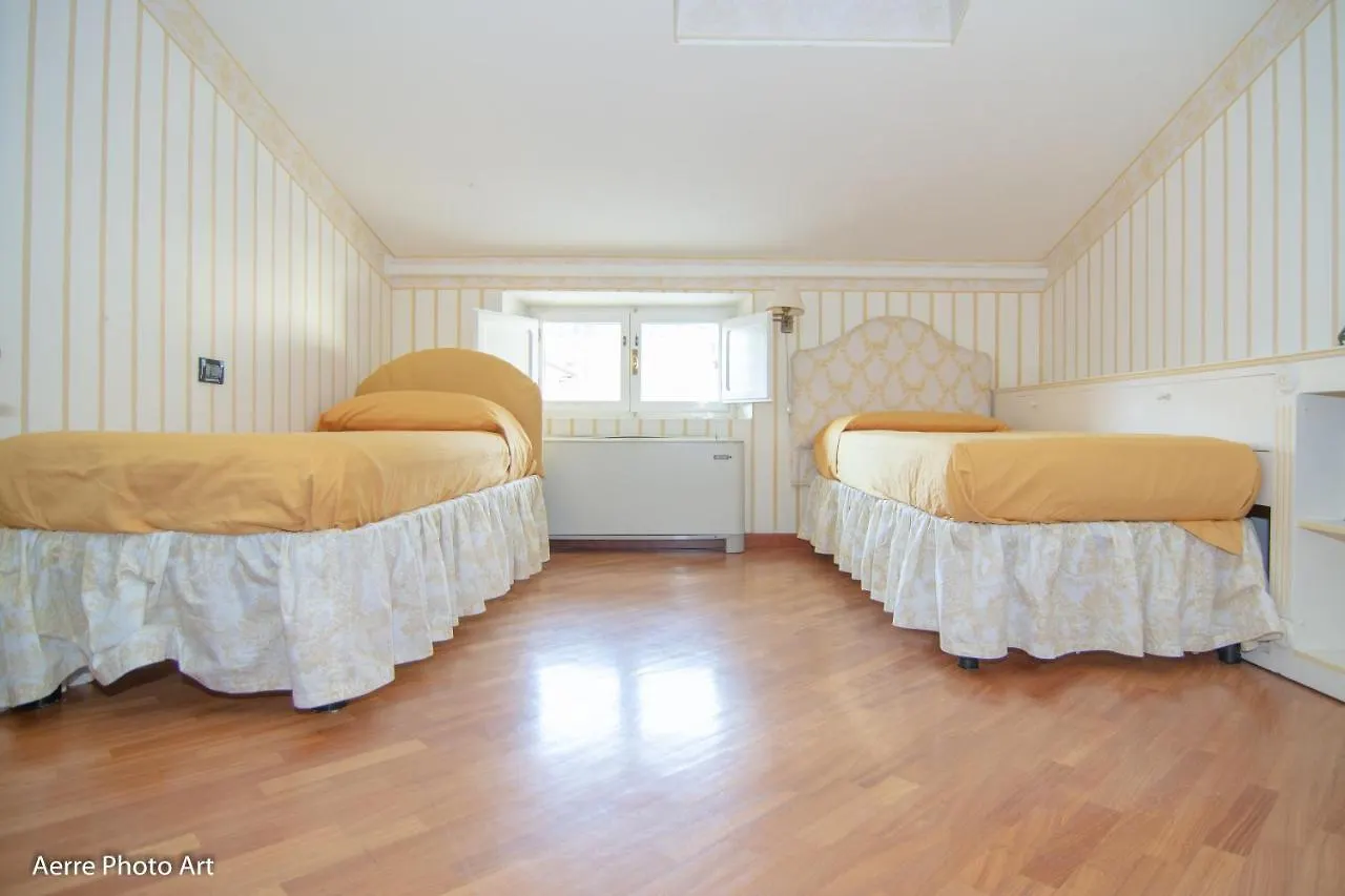 Il Cipresso Apartment Lucca Italy